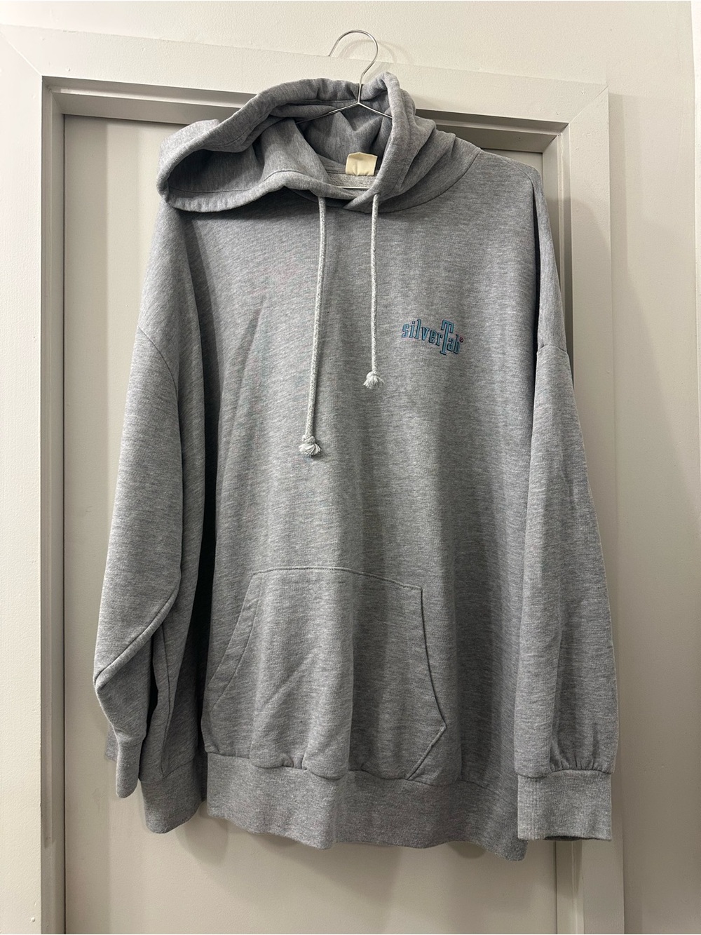 Levi’s Silver Tab Light Gray Pullover Hoodie